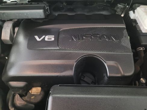 Used 2018 Nissan Pathfinder Platinum image 30