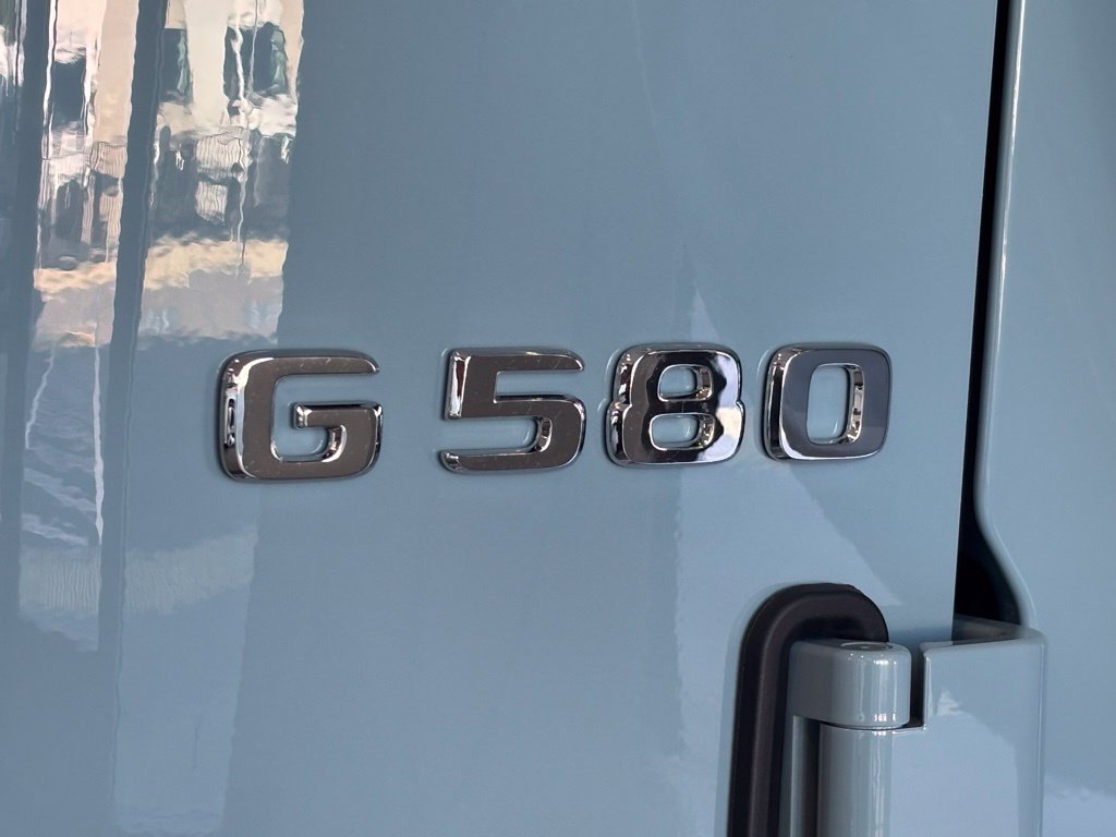 New 2027 Mercedes-Benz G 580 e image 9