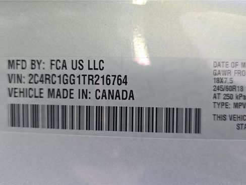 Used 2026 Chrysler Pacifica Limited image 25