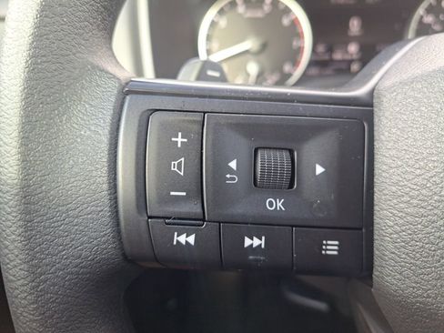 Used 2026 Nissan Rogue S FWD image 14
