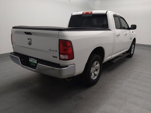 Used 2018 RAM 1500 Classic SLT AWD/4WD image 9