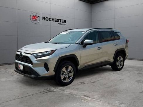 Certified 2022 Toyota RAV4 XLE w/ Carpet Mat Package (TMS) AWD/4WD image 67