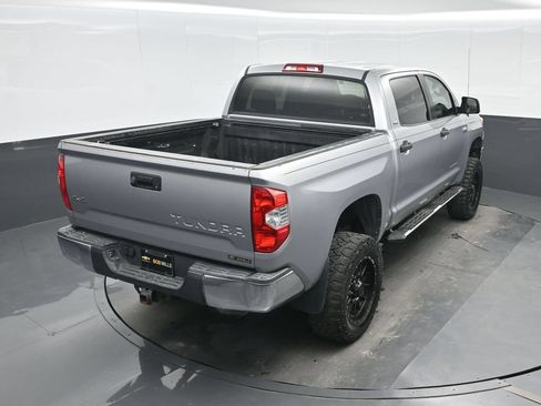 Used 2017 Toyota Tundra SR5 AWD/4WD image 13