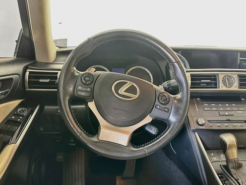 Used 2016 Lexus IS 300 AWD w/ Premium Package image 18