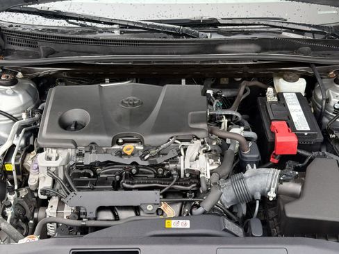 Used 2019 Toyota Camry SE image 15