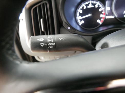Used 2025 MAZDA CX-50 AWD 2.5 S w/ Premium Package image 32