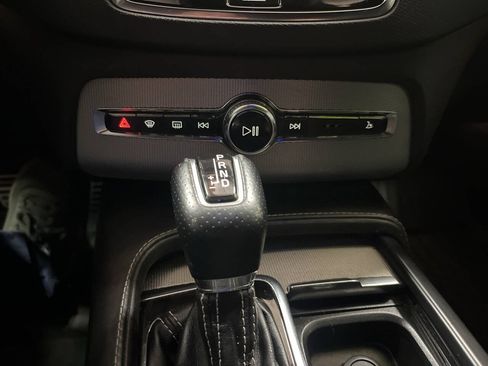 Used 2016 Volvo XC90 T6 R-Design w/ Protection Package Plus AWD/4WD image 21