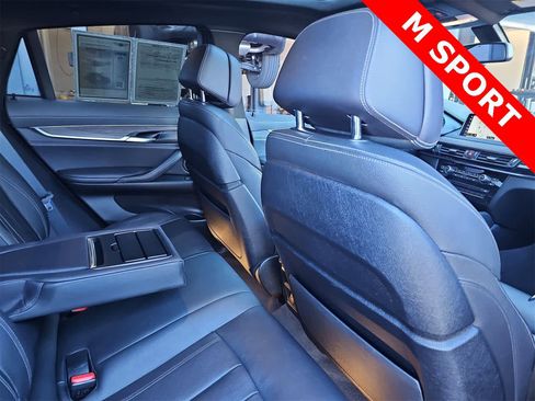 Used 2018 BMW X6 xDrive35i w/ M Sport Package image 16