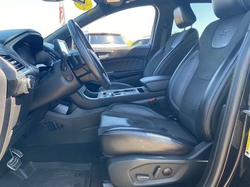 Used 2022 Ford Edge ST w/ Equipment Group 401A AWD/4WD image 21