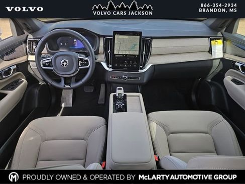 New 2026 Volvo XC90 B6 Plus w/ Protection Package Premier AWD/4WD image 5