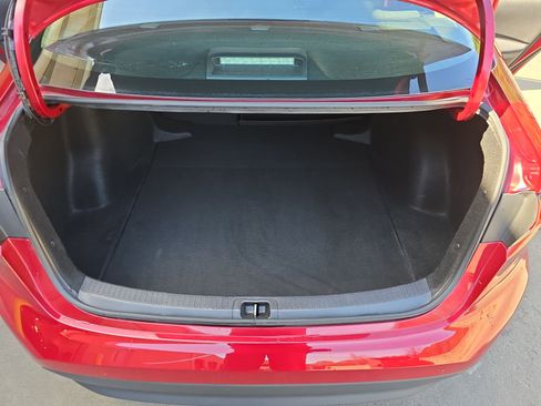 Used 2024 Toyota Corolla LE image 12