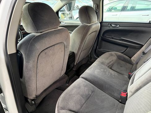 Used 2014 Chevrolet Impala LT w/ LT Sunroof Package image 20