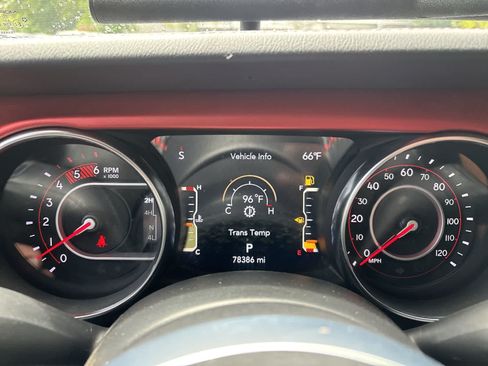 Certified 2021 Jeep Gladiator Rubicon AWD/4WD image 10