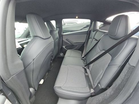 Used 2026 Tesla Model Y 2WD image 8