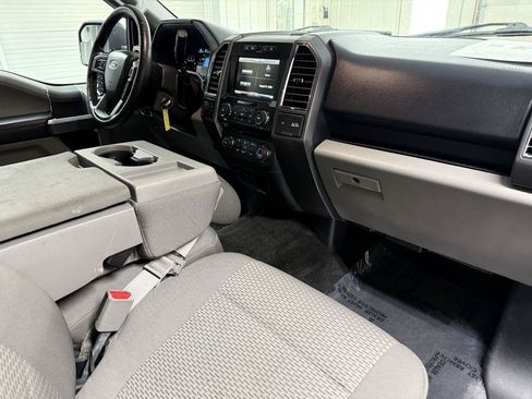 Used 2015 Ford F150 XLT w/ Equipment Group 302A Luxury AWD/4WD image 33