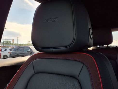 Used 2026 Chevrolet Equinox RS w/ Safety and Technology Package FWD image 21