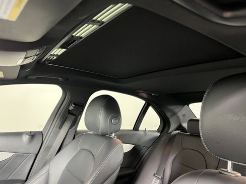 Certified 2019 Mercedes-Benz C 300 4MATIC Sedan image 17