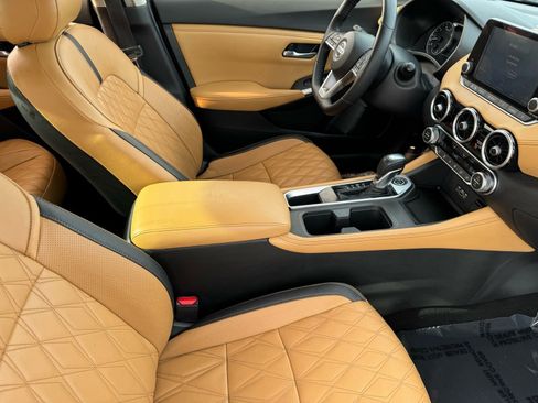 Used 2020 Nissan Sentra SV w/ SV Premium Package image 14