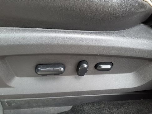 Used 2008 Lincoln MKX AWD image 23