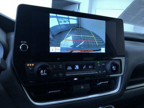 Certified 2025 Toyota Grand Highlander AWD image 29