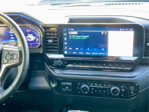 Certified 2025 Chevrolet Silverado 1500 ZR2 image 47