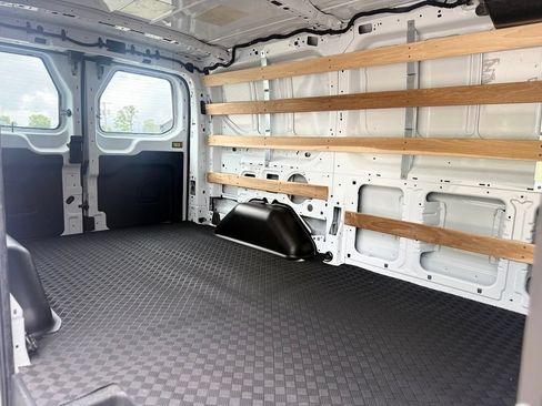 Used 2025 Ford Transit 250 Low Roof w/ Exterior Upgrade Package RWD image 9