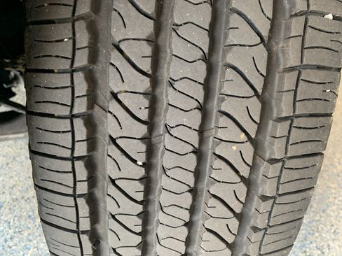 Used 2023 Jeep Grand Cherokee Laredo RWD image 30