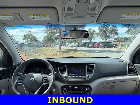 Used 2017 Hyundai Tucson SE image 15