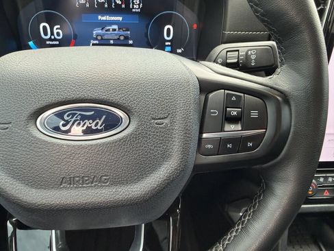 Used 2024 Ford Ranger Lariat w/ FX4 Off-Road Package AWD/4WD image 16