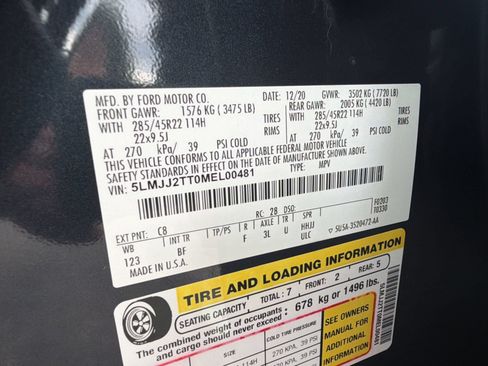 Used 2021 Lincoln Navigator Black Label w/ Cargo Convenience Package AWD/4WD image 27