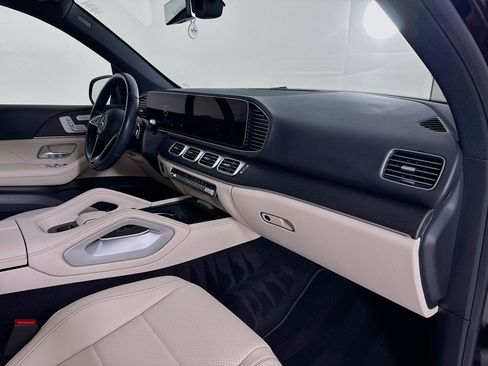 Used 2024 Mercedes-Benz GLE 350 4MATIC image 32