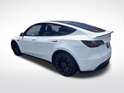 Used 2022 Tesla Model Y Performance AWD/4WD image 5