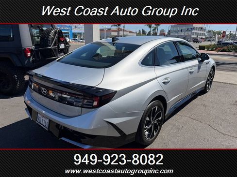 Used 2025 Hyundai Sonata SEL FWD image 4