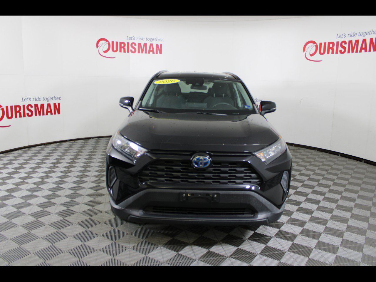 Used 2020 Toyota RAV4 LE w/ Carpet Mat Package AWD/4WD image 13