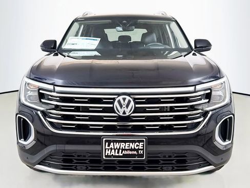 New 2026 Volkswagen Atlas SEL image 2