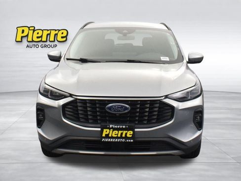 Used 2024 Ford Escape Platinum image 6
