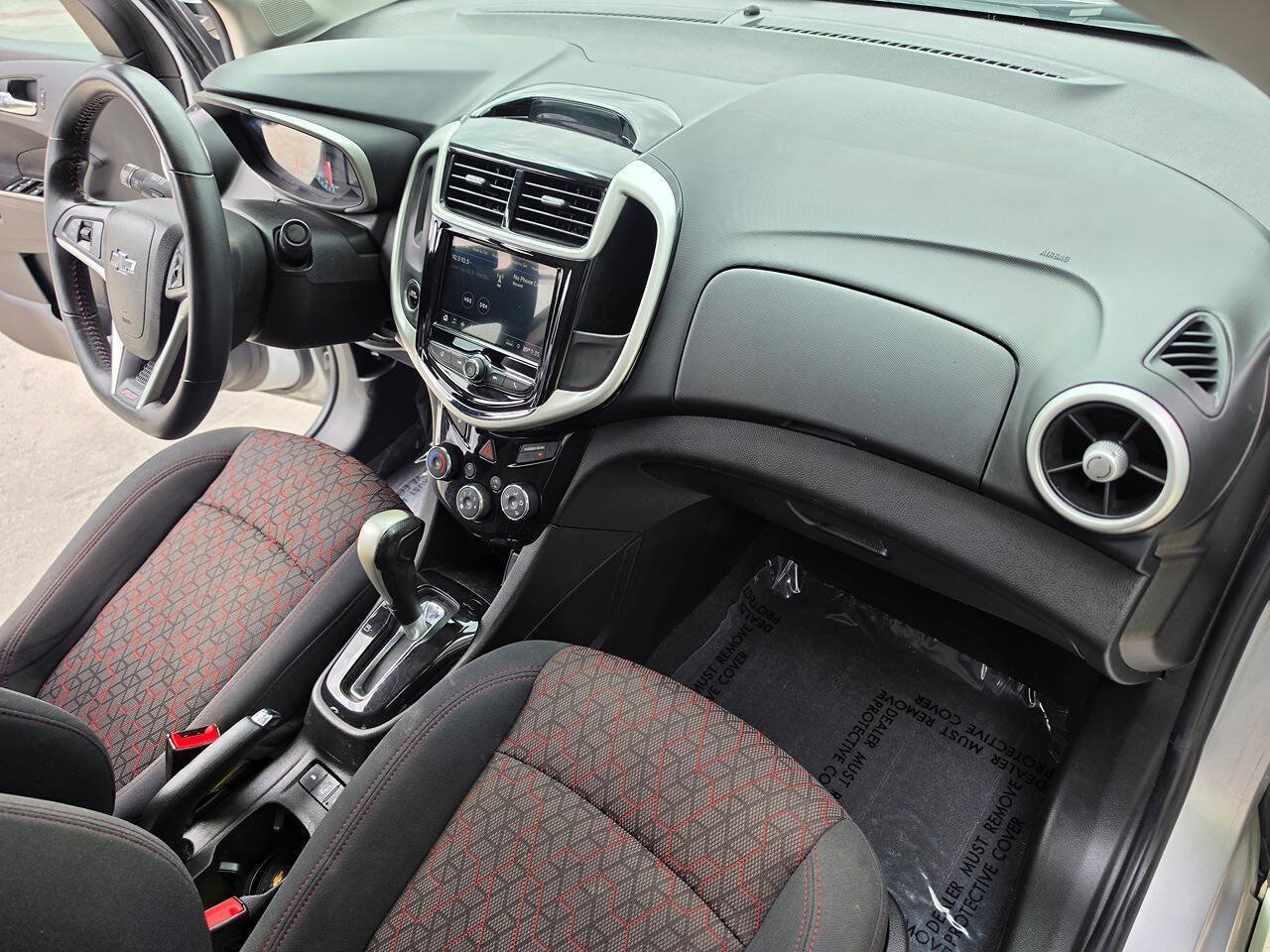 Used 2019 Chevrolet Sonic LT w/ Convenience Package FWD image 33