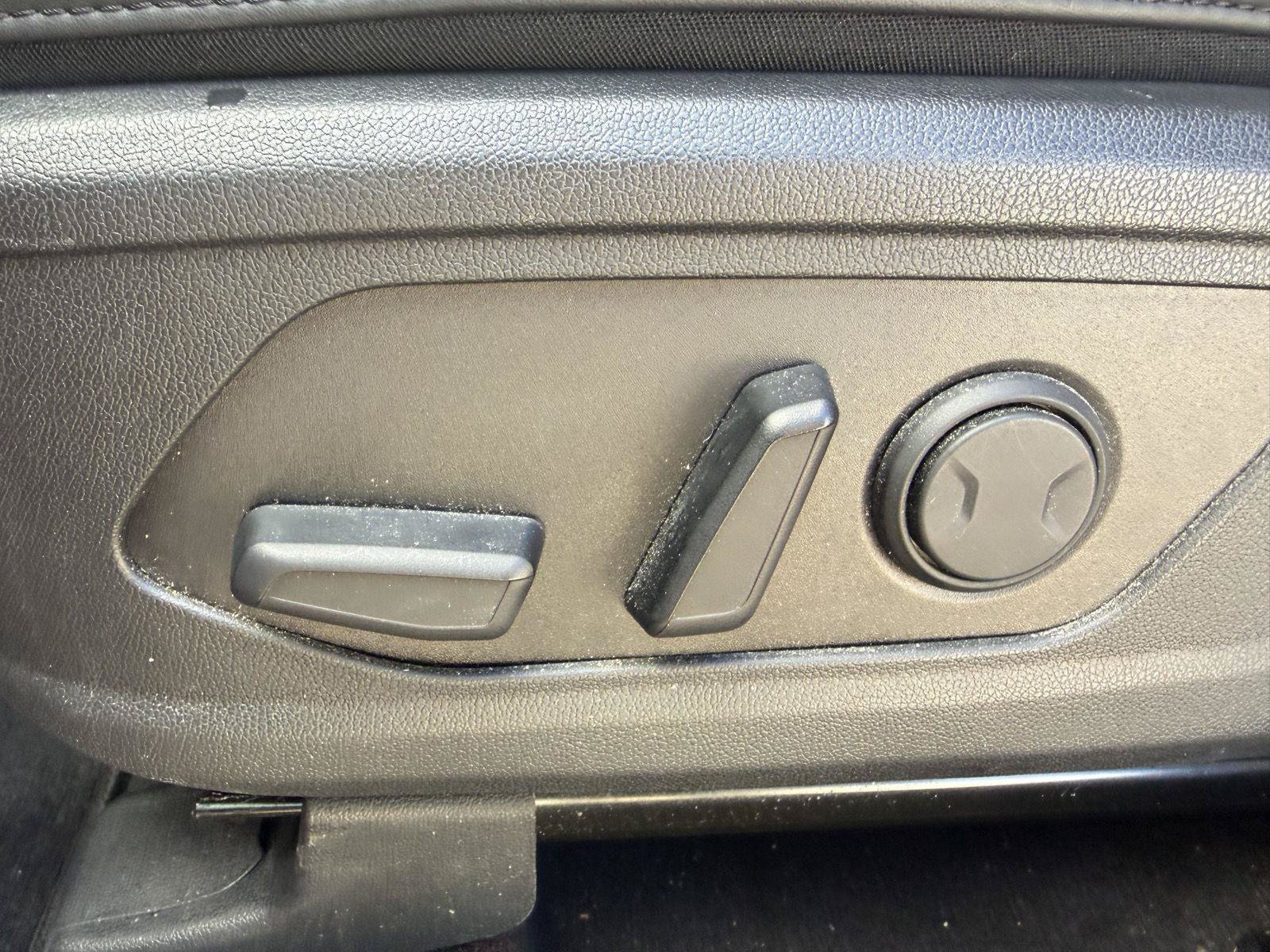 Used 2022 Kia Sorento EX FWD image 15