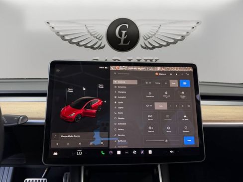 Used 2018 Tesla Model 3 Long Range RWD image 18
