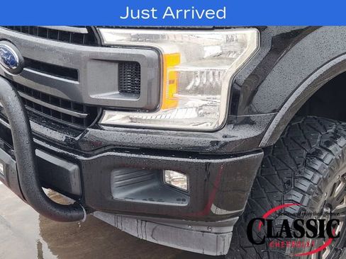 Used 2018 Ford F150 XLT w/ Equipment Group 302A Luxury AWD/4WD image 10