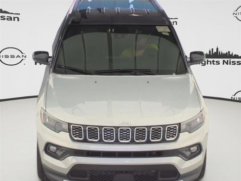 Used 2025 Jeep Compass Limited AWD/4WD image 6