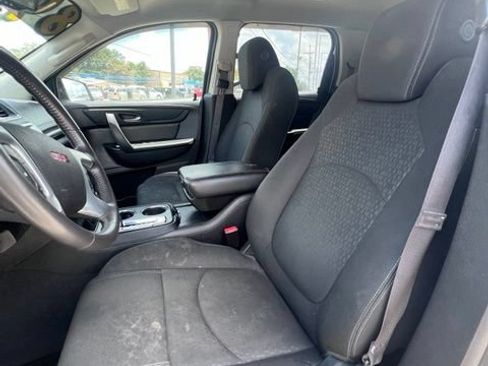 Used 2015 GMC Acadia SLE FWD image 8