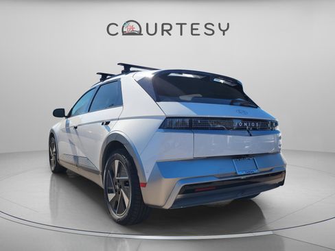 New 2026 Hyundai Ioniq 5 Limited image 2