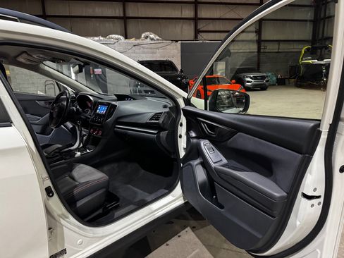 Used 2019 Subaru Crosstrek 2.0i Premium image 24