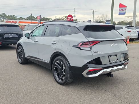 Certified 2023 Kia Sportage SX image 4