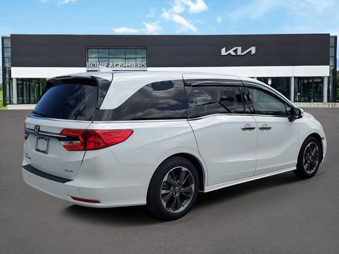 Used 2022 Honda Odyssey Elite image 4