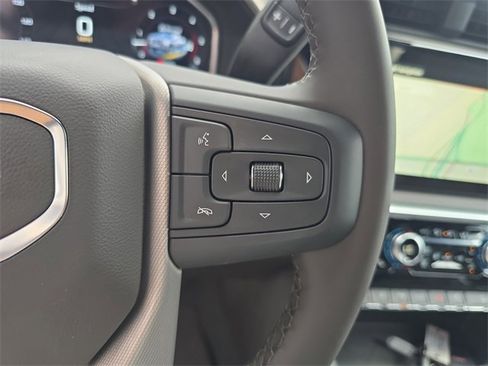 New 2025 GMC Sierra 2500 Denali w/ Denali Reserve Package image 27