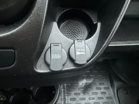 Used 2019 RAM ProMaster 2500 w/ Interior Convenience Group image 14