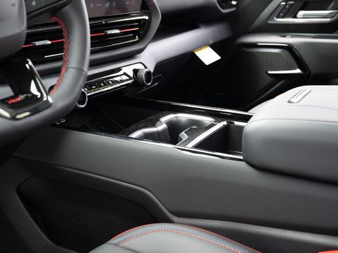 Used 2024 Chevrolet Silverado EV RST image 36