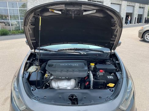 Used 2015 Dodge Dart SXT FWD image 40